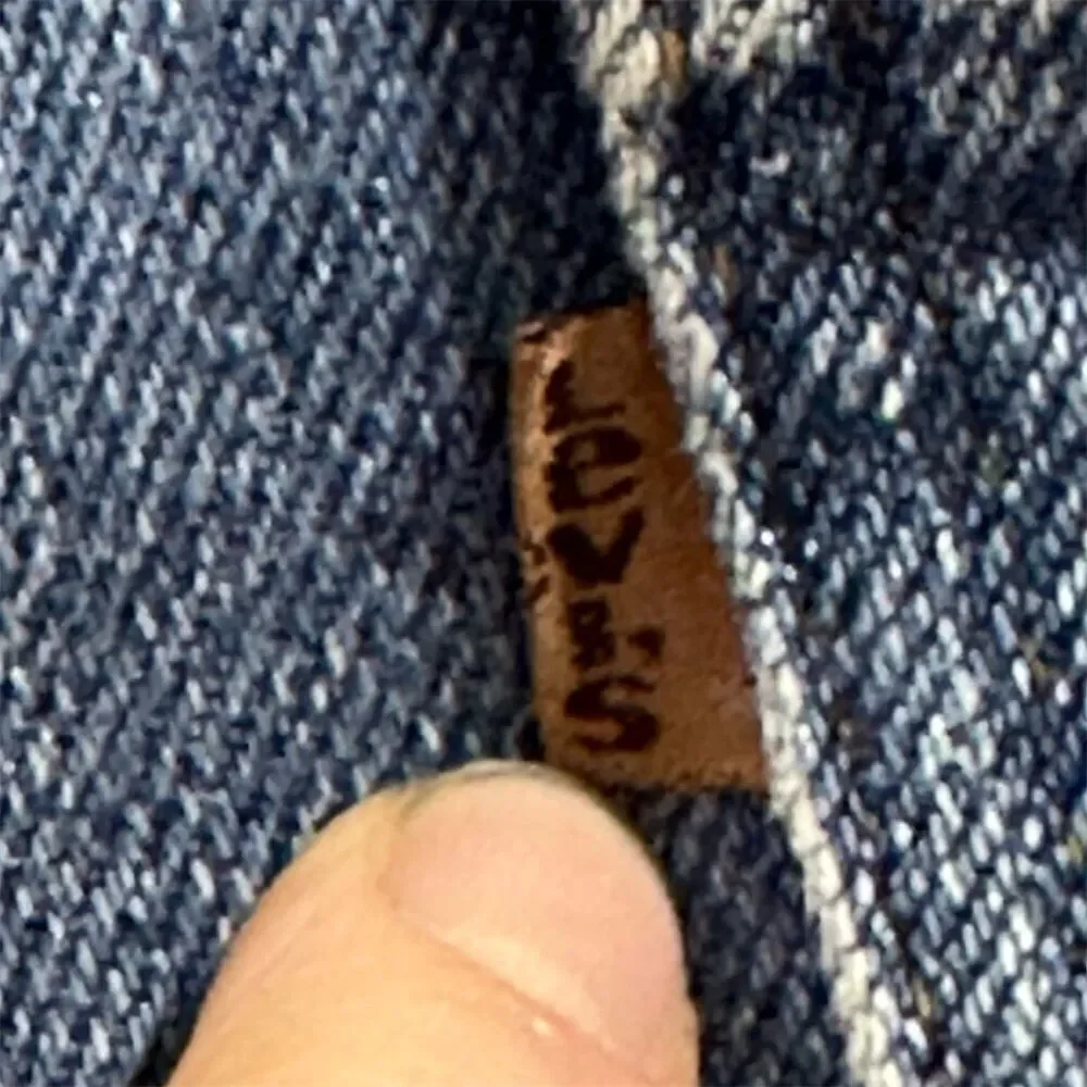 Vintage 1998 USA Levi's 540 Relaxed Fit Rinsed Size 42x32